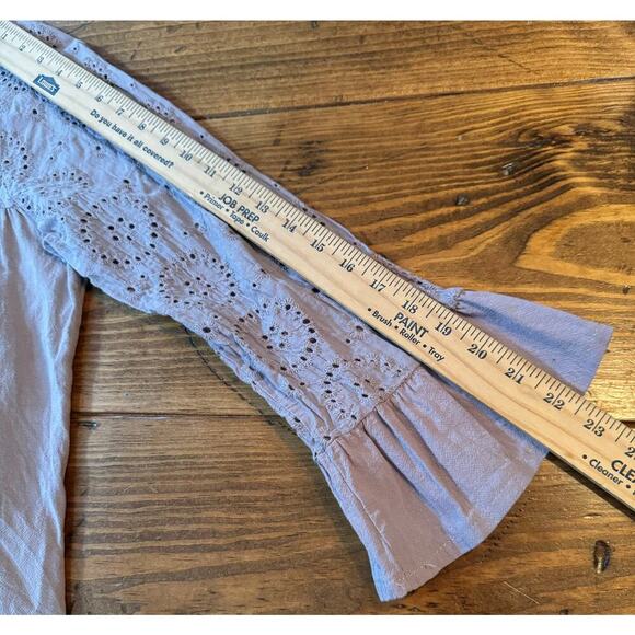 MissLook Gray / Blue Linen Blend Blouse Women's XL Eyelet Detail Ruffle Sleeves - Picture 10 of 11